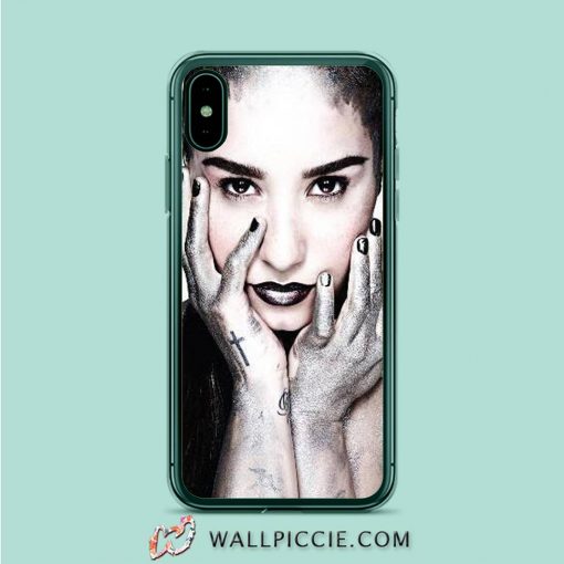 Demi Levato iPhone XR Case